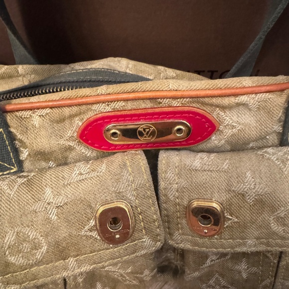 Louis Vuitton Limited Edition Monogramouflage Denim Jasmine Bag - Picture 3 of 13